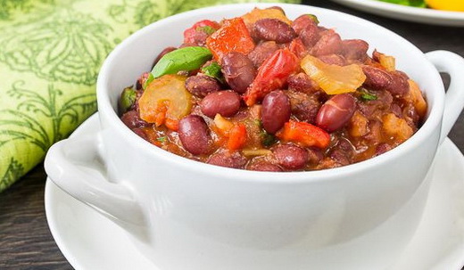 Красная фасоль с овощами