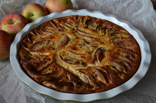 Пирог венский с яблоками
