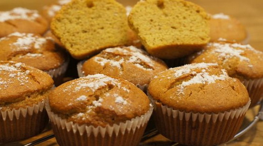 Маффины из цельной пшеницы в силиконовых формочках