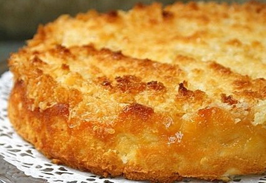 Пирог с творогом и яблоками