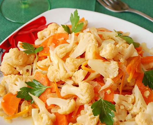 Цветная капуста с луком