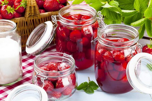 Польза варенья из клубники