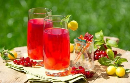 Сок красной смородины