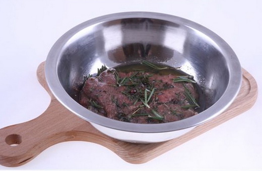 Мясо с можжевельником