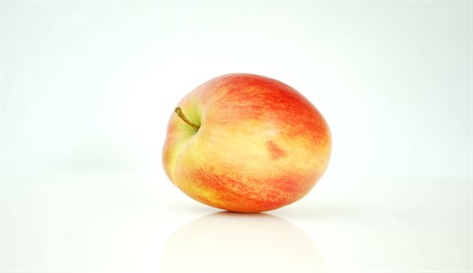 Можно ли кормящей маме яблоки